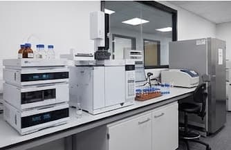 Analytical bench